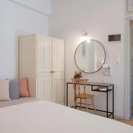 ゲストハウス Nautilus パロス島