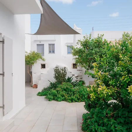 ゲストハウス Nautilus パロス島