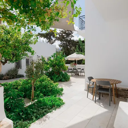 Nautilus Guest house